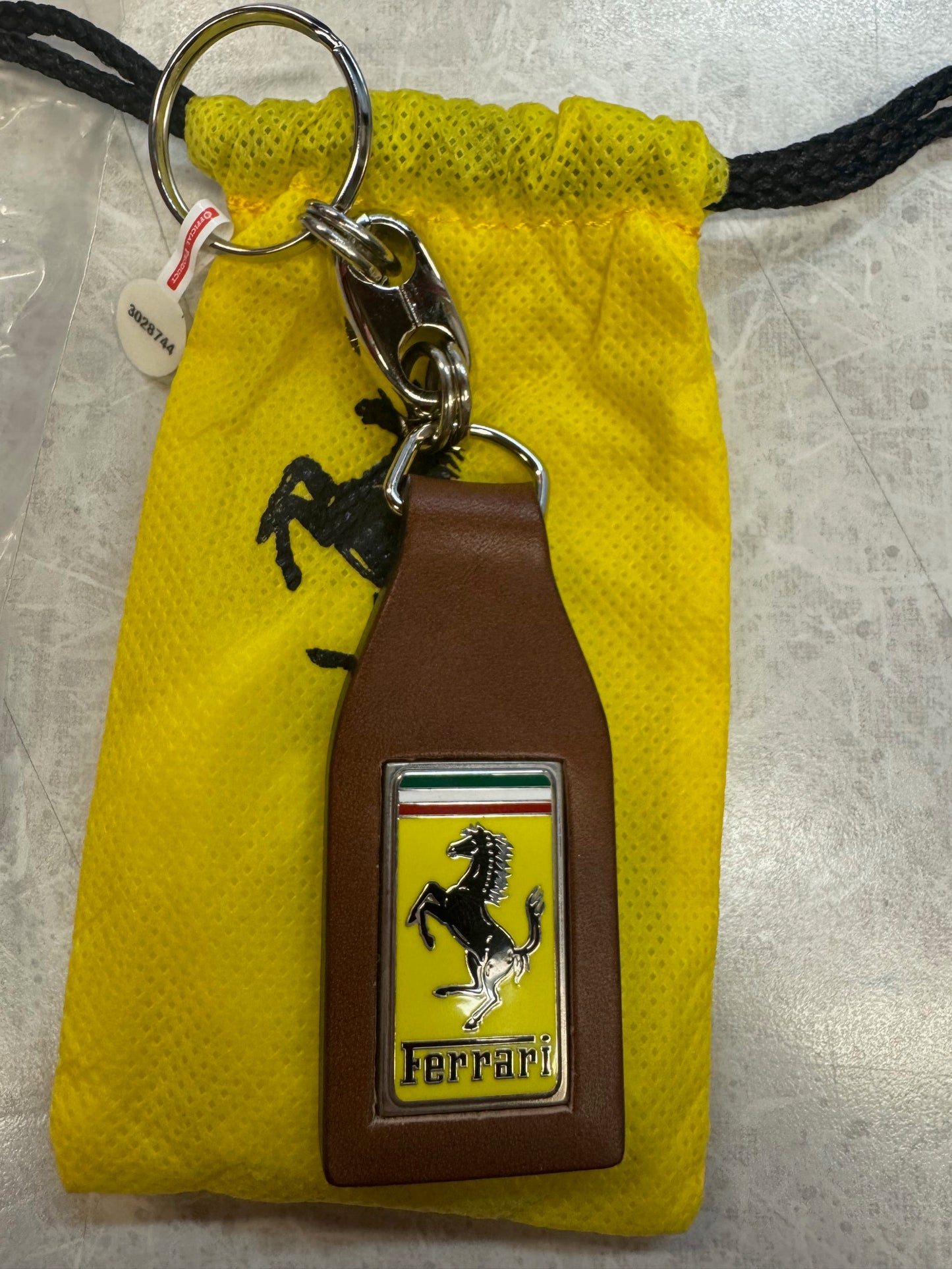 FERRARI CLASSIC KEYRING
