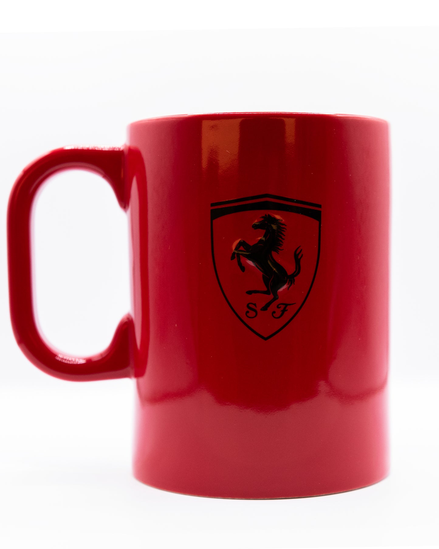 ESSENTIAL FERRARI MUG W/3D SHIELD (RED)