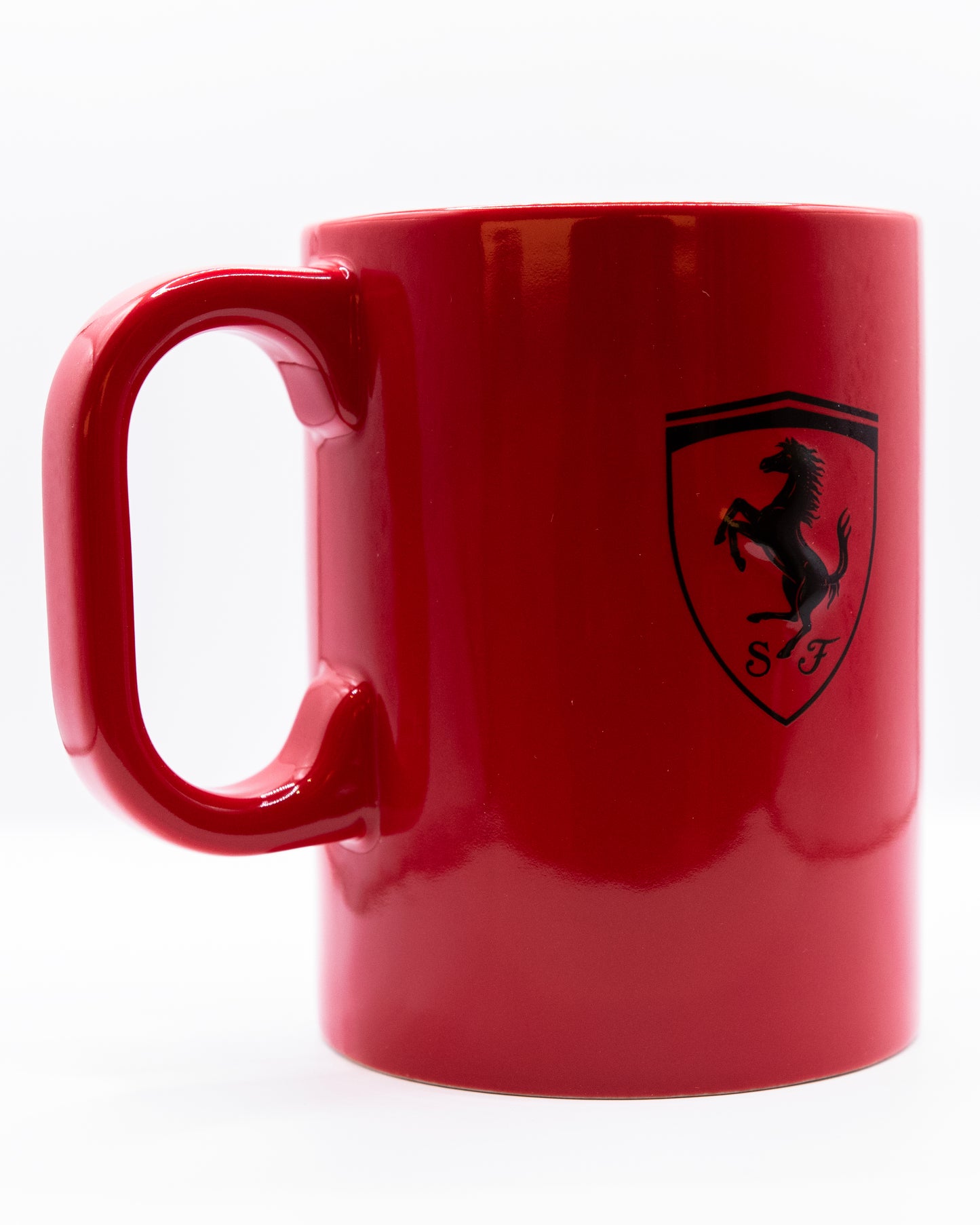 ESSENTIAL FERRARI MUG W/3D SHIELD (RED)