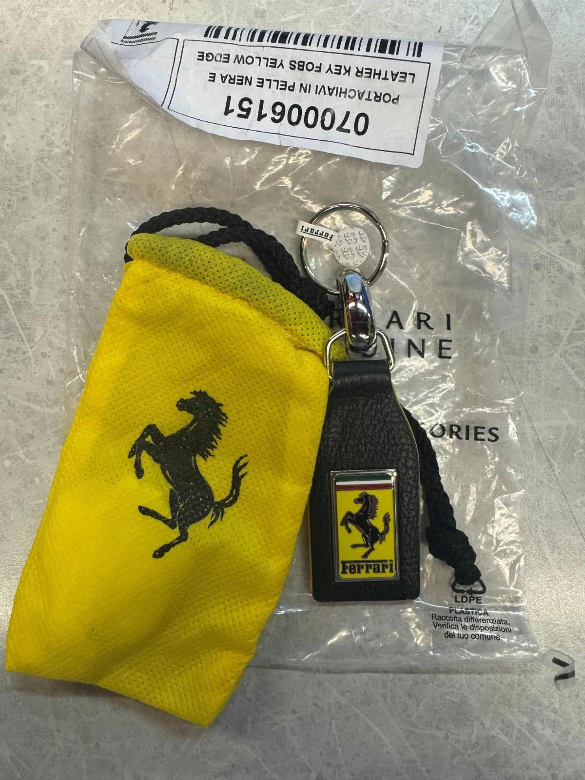 FERRARI CLASSIC KEYRING